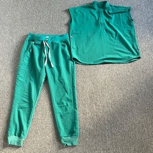 Small size fig scrubs